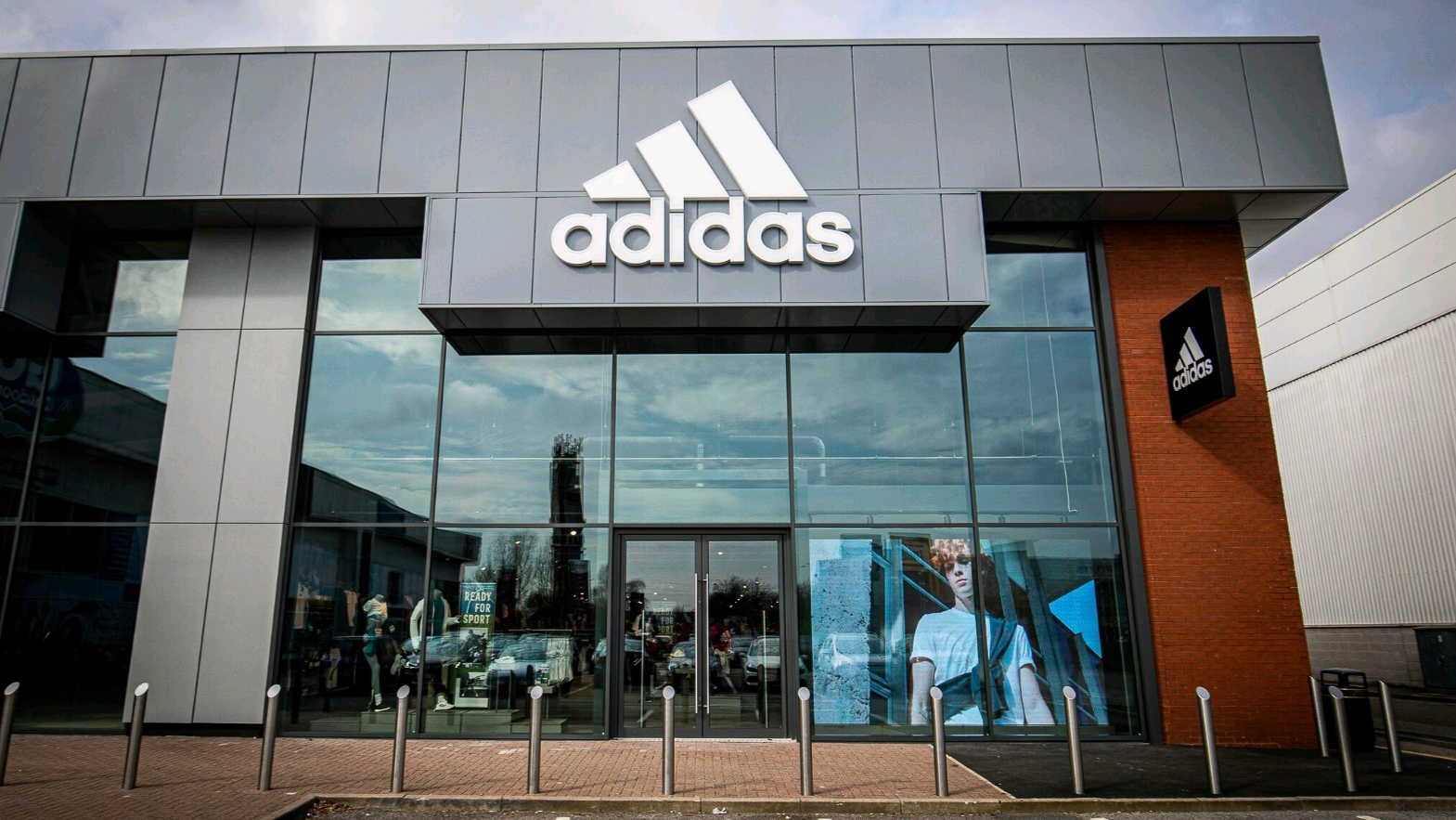 ryste kedel Beskrivende ADIDAS Store Concept - - Projectdetails